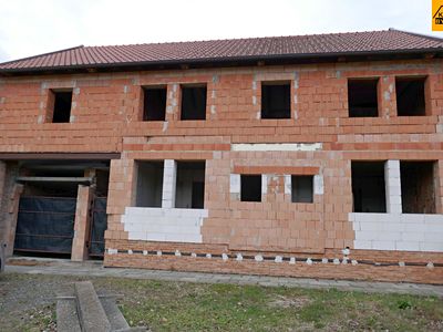 Prodej výrobní haly, prostoru 1252 m²