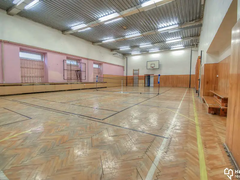 Prodej obchodního prostoru 1100 m², Moravský Beroun – náhled fotky 3