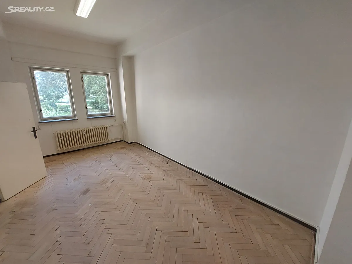 Pronájem kanceláře 83 m² – pohled 6
