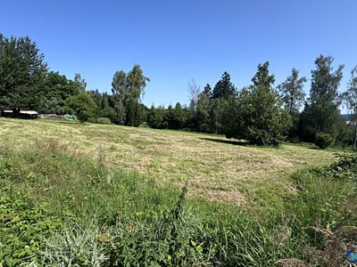 Prodej komerčního pozemku 1215 m²