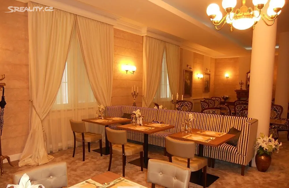 Pronájem restaurace 390 m² – pohled 5