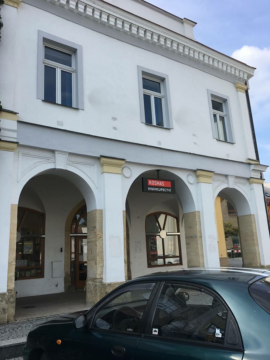 Pronájem kanceláře 188 m² – fotografie 3