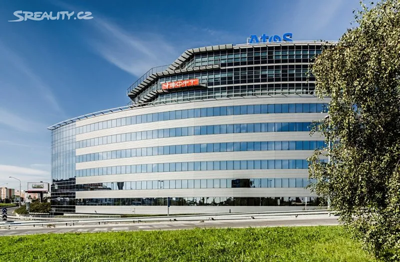 Pronájem kanceláře 940 m², Praha