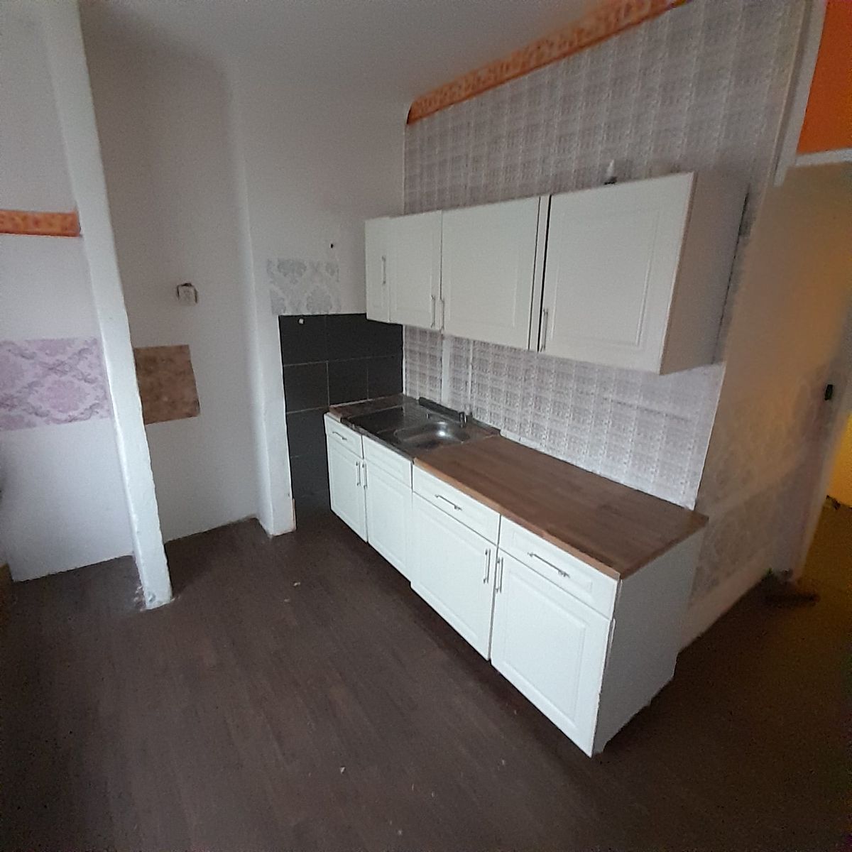 Pronájem bytu 2+1 57 m², Bukovany – fotka 1 z 3