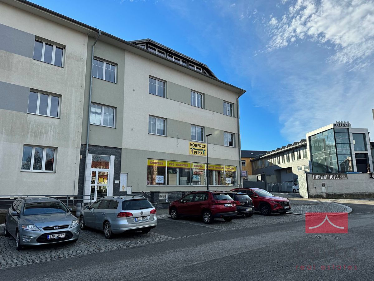 Pronájem obchodního prostoru 321 m²