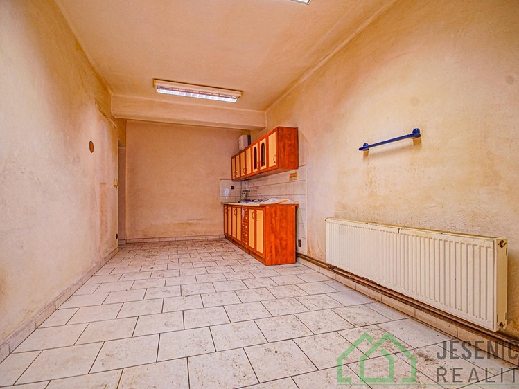 Prodej komerčního prostoru, 3 580 m² (12 z 26)