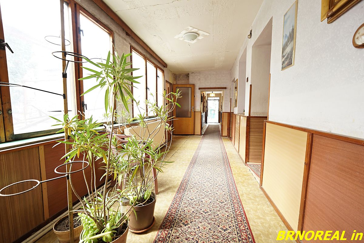 Prodej rodinného domu 192 m², pozemek 309 m² – fotografie 5