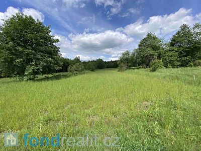 Prodej pozemku 7893 m²