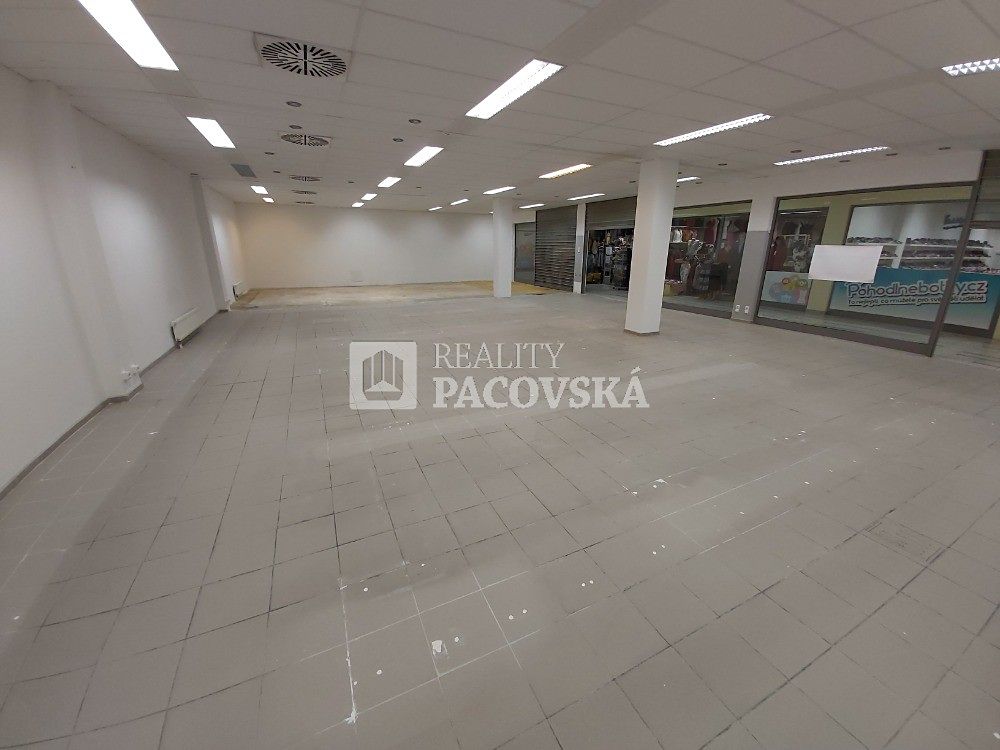Pronájem obchodního prostoru 184 m² – fotografie 3
