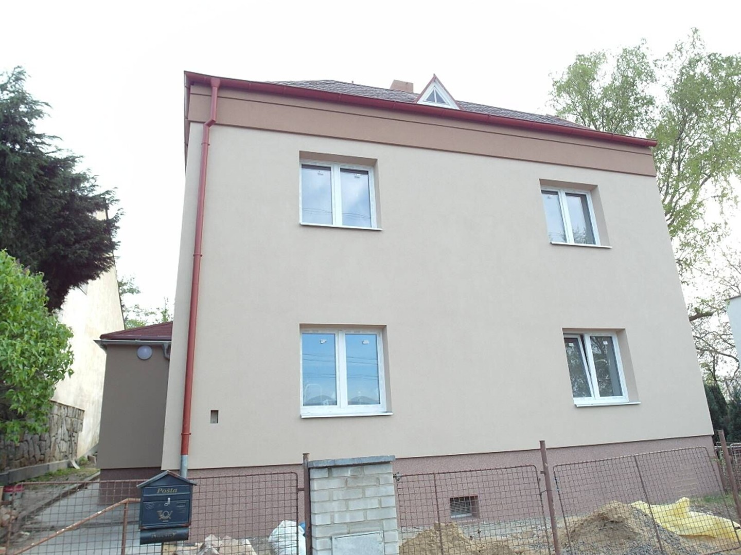 Prodej  rodinného domu 250 m², pozemek 484 m², Teplice