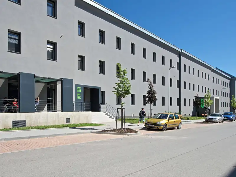 Pronájem restaurace 362 m², Písek – náhled fotky 1