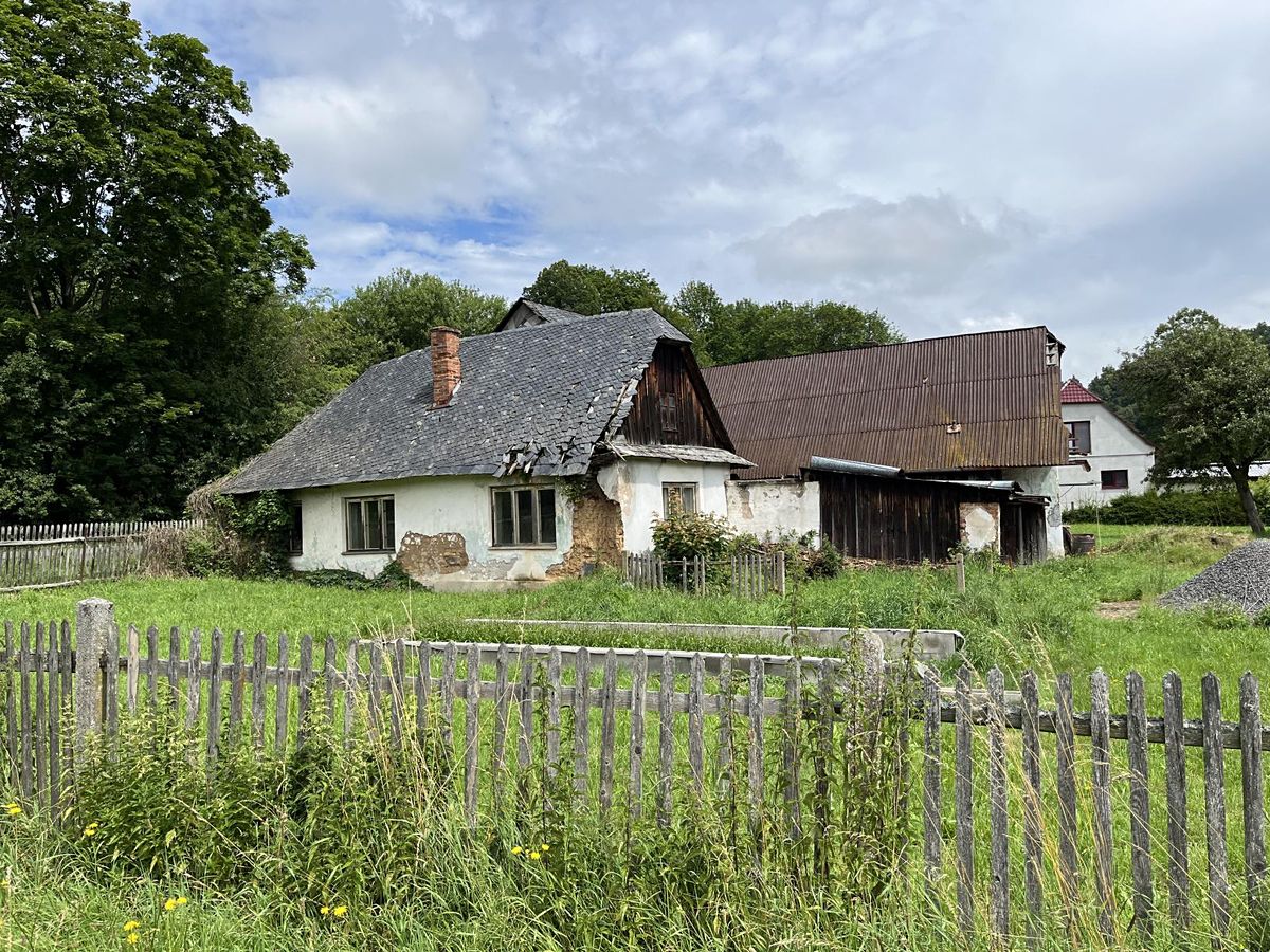 Prodej rodinného domu 92 m², pozemek 2095 m²