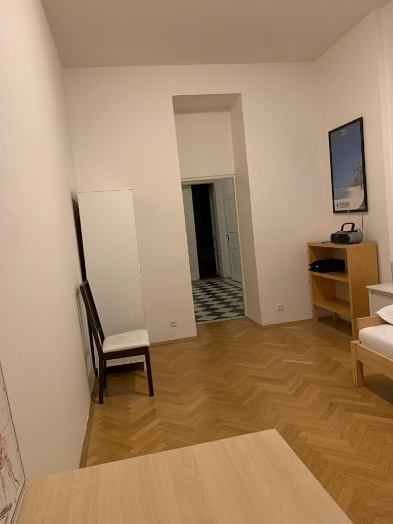Pronájem bytu pokoje 15 m² – fotografie 5