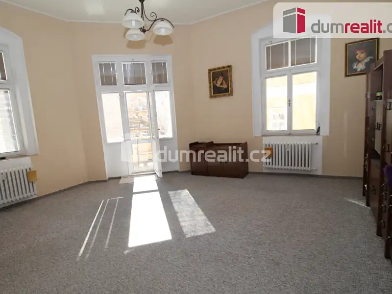 Prodej bytu 3+1 100 m², Mariánské Lázně – náhled fotky 2
