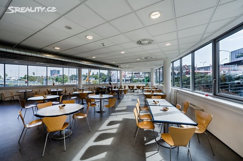Pronájem kanceláře 940 m² - Widok 3