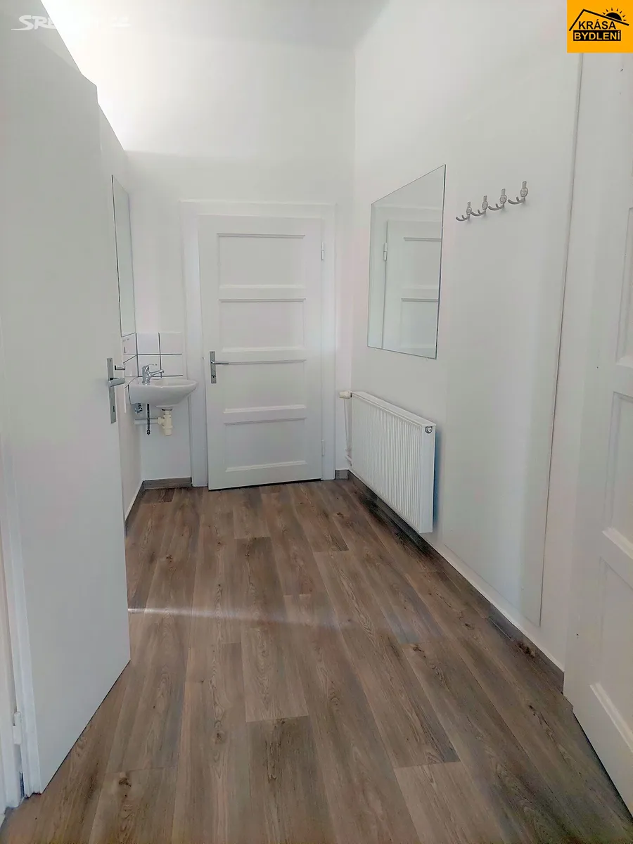 Pronájem kanceláře 75 m² - Więcej