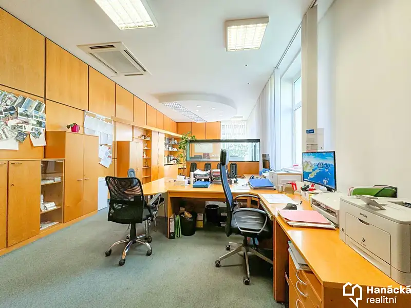 Pronájem kanceláře 210 m², Prostějov – náhled fotky 3
