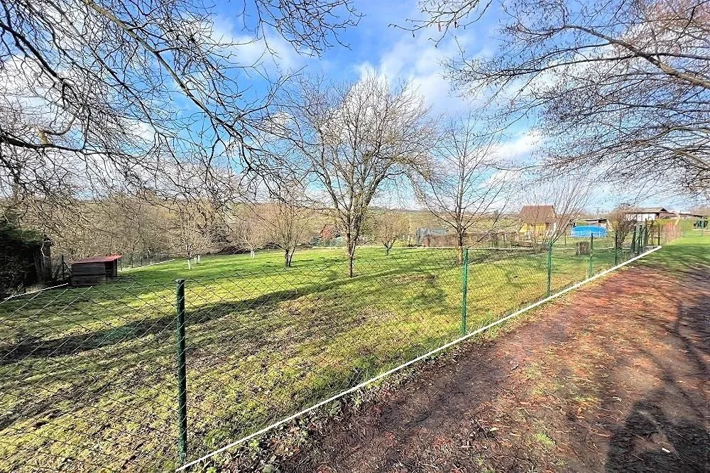 Prodej stavebního pozemku 1322 m²