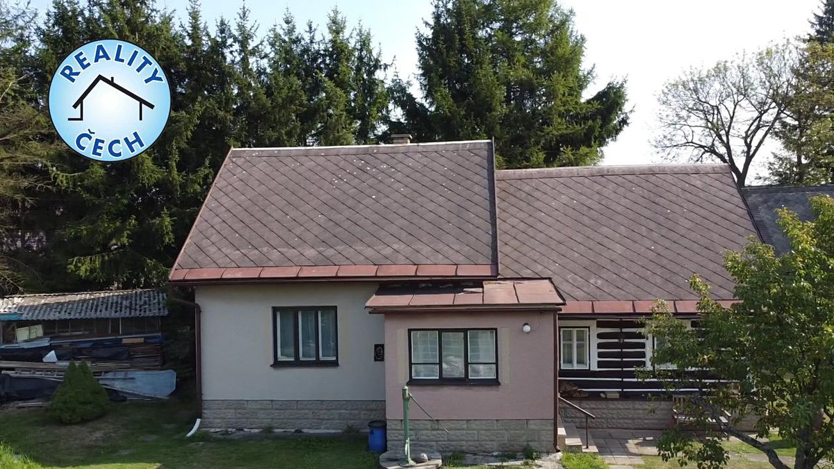 Prodej rodinného domu 183 m², pozemek 1558 m² – fotografie 2