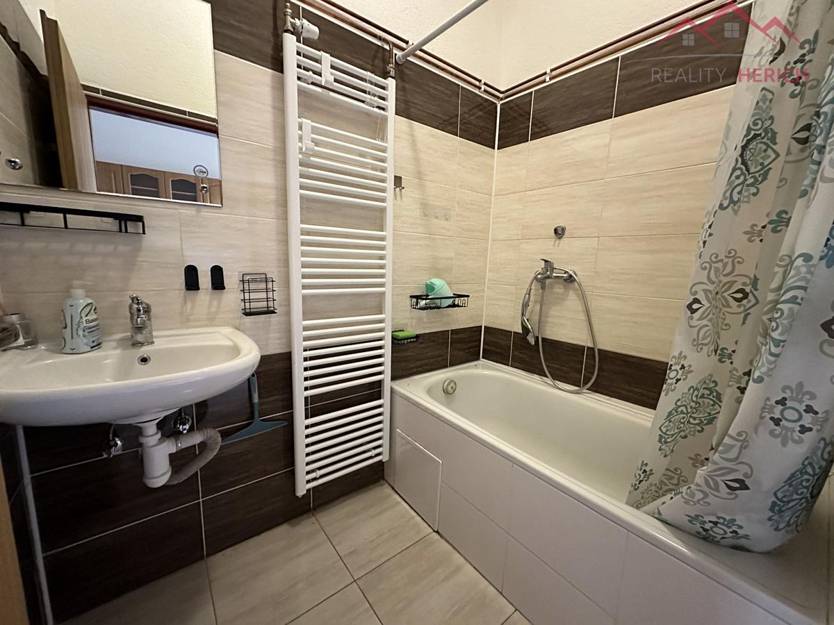 Pronájem bytu 2+1 55 m² – fotografie 2