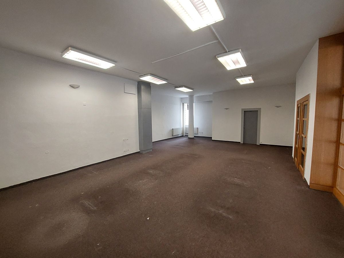 Pronájem obchodního prostoru 88 m² – fotografie 2