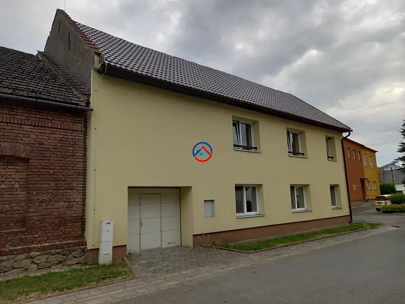 Prodej vícegeneračního domu 220 m², pozemek 486 m², Horní Moštěnice – náhled fotky 1