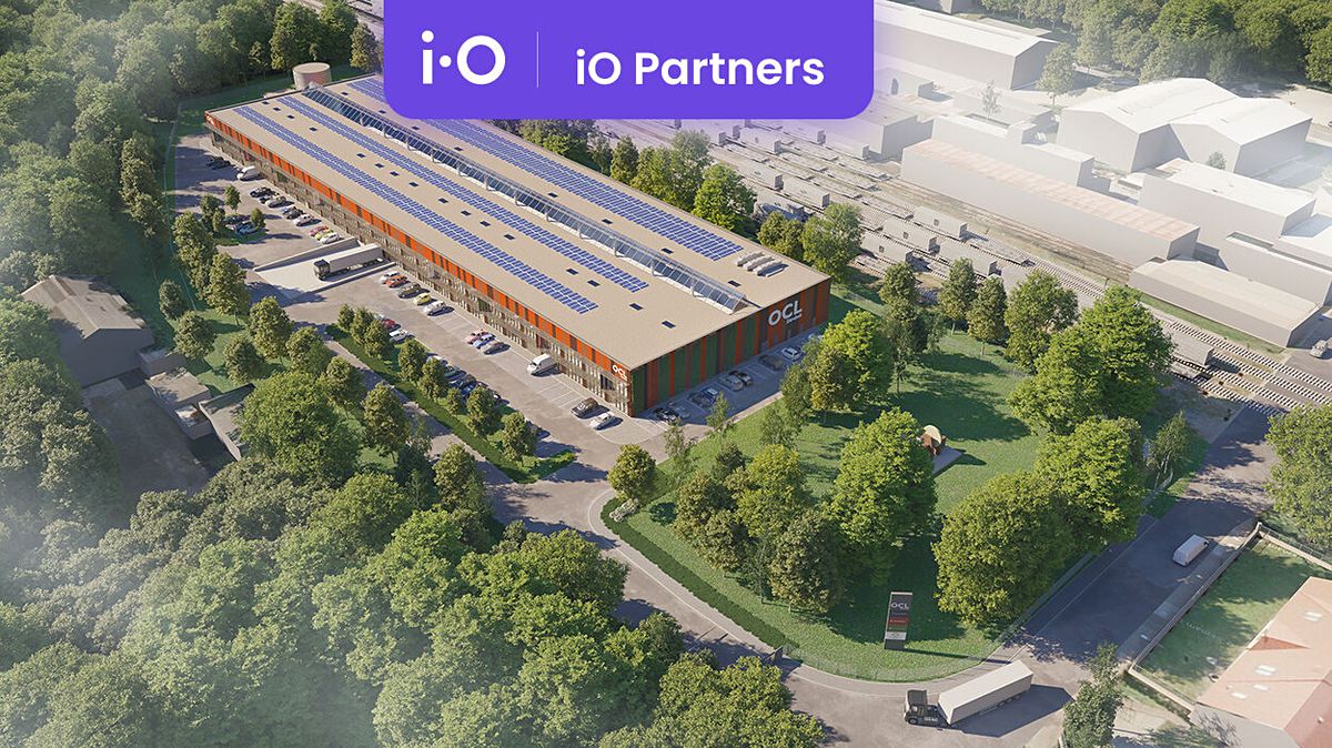 Pronájem skladového prostoru 8100 m² – fotografie 3
