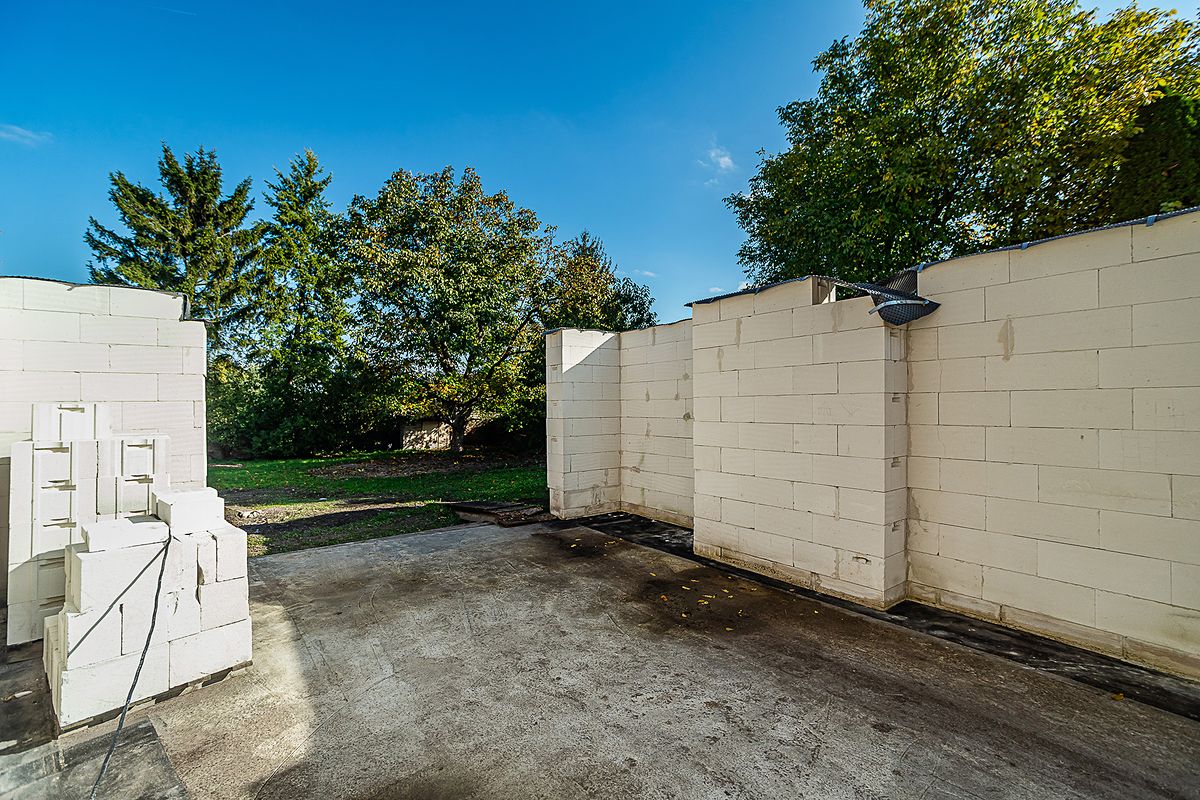 Prodej rodinného domu 324 m², pozemek 717 m² – fotografie 4