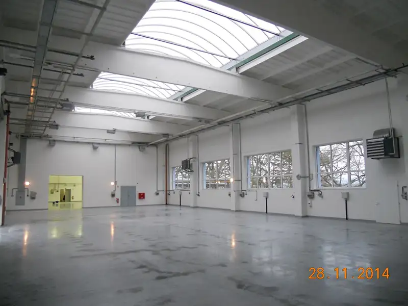Pronájem skladového prostoru 815 m², Písek – náhled fotky 2