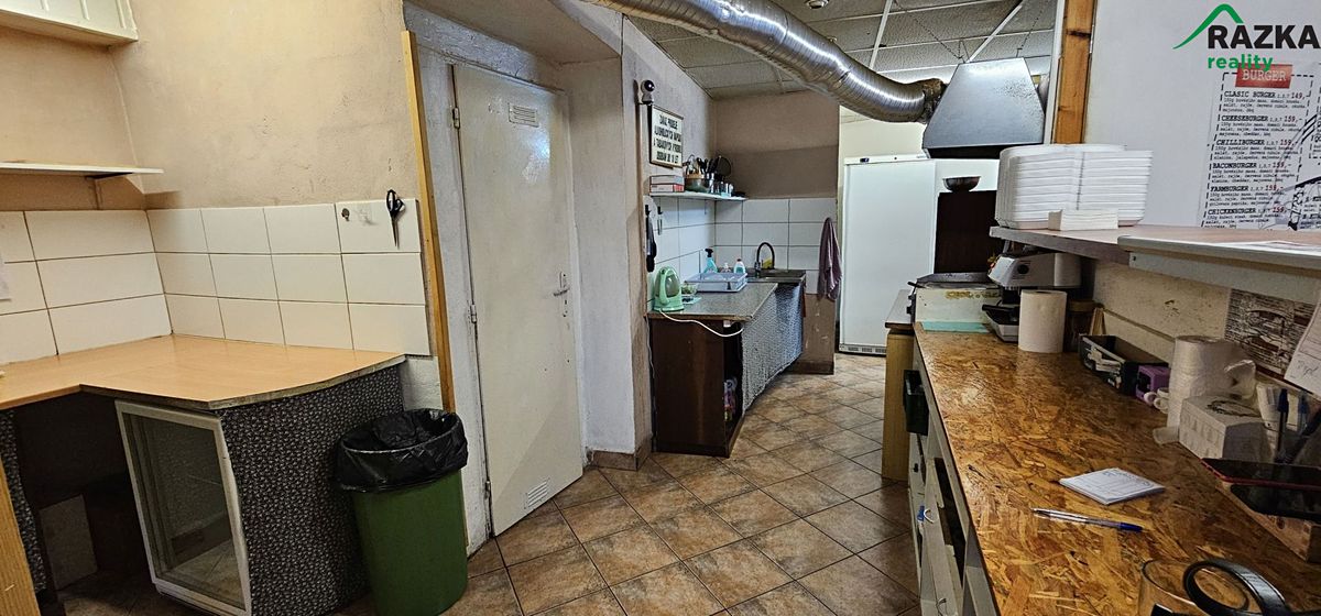 Prodej obchodního prostoru 44 m² – fotografie 5