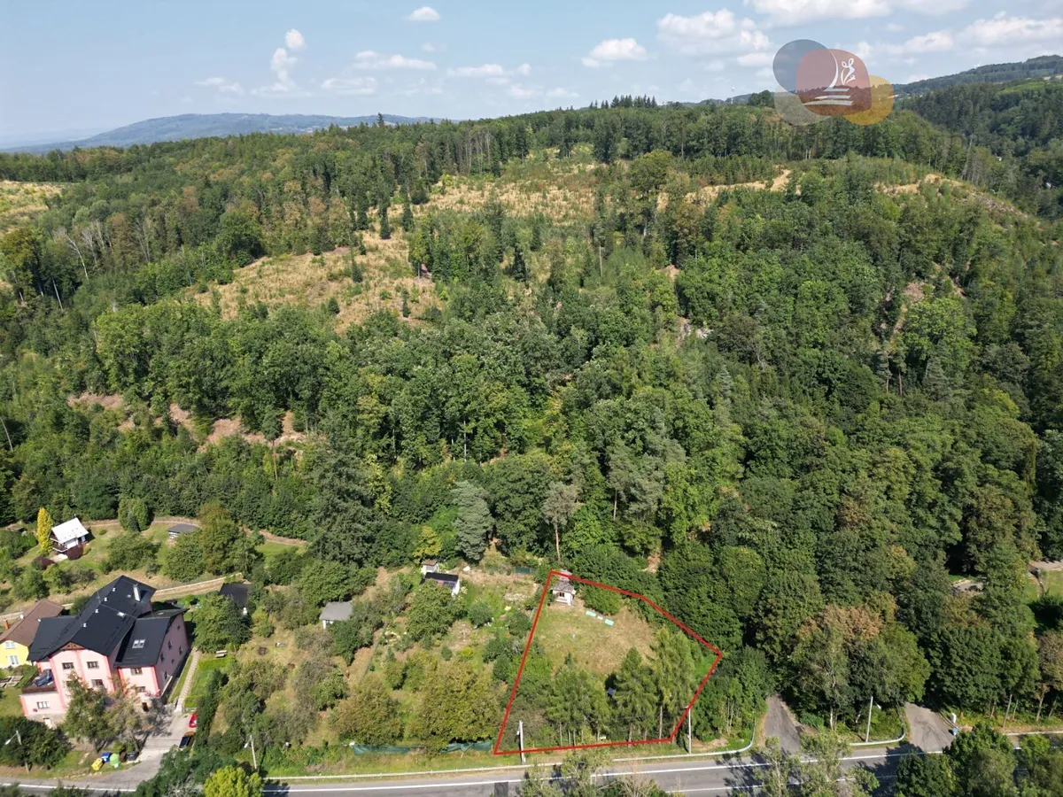 Prodej stavebního pozemku 1312 m²