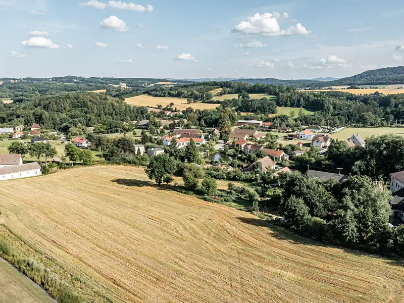 Prodej stavebního pozemku 7150 m², Týnec nad Sázavou – náhled fotky 2