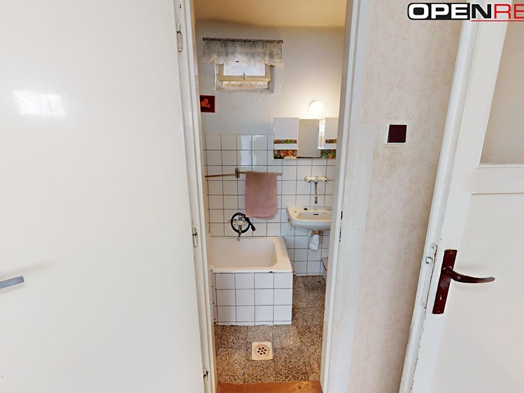 Prodej komerčního prostoru, 54 m² (9 z 19)