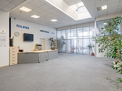Pronájem kanceláře 1 000 m² — photo 2