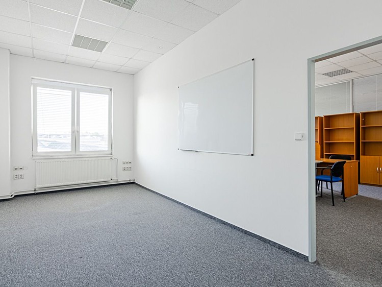 Gewerbefläche zur Miete, 1.000 m² (10 von 23)