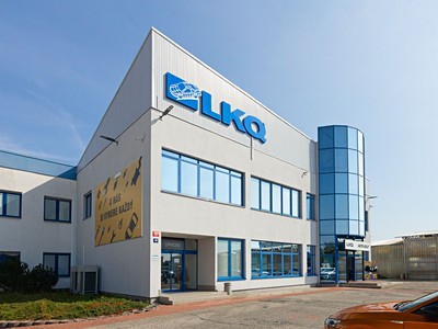 Pronájem kanceláře 1 000 m² — photo 3