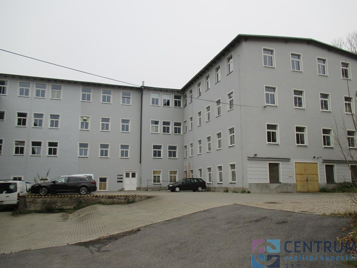 Pronájem výrobní haly, prostoru 750 m²