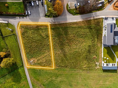 Prodej  stavebního pozemku 1 561 m²