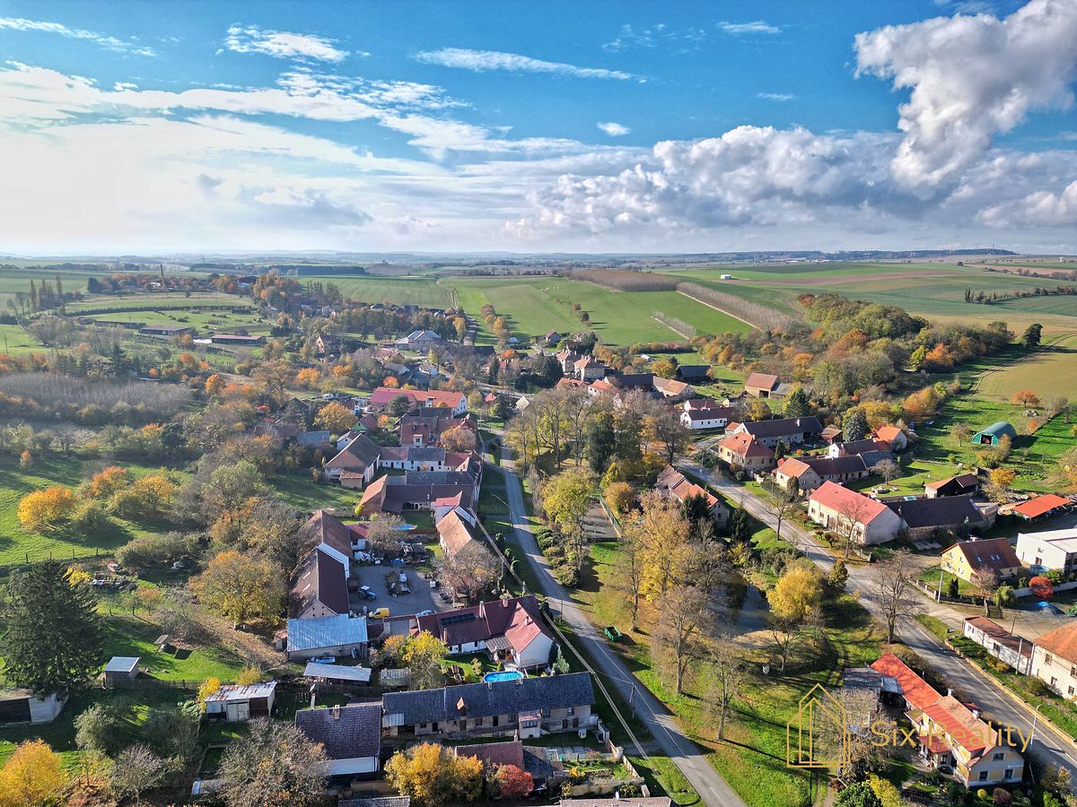 Prodej stavebního pozemku 1000 m² – fotografie 4