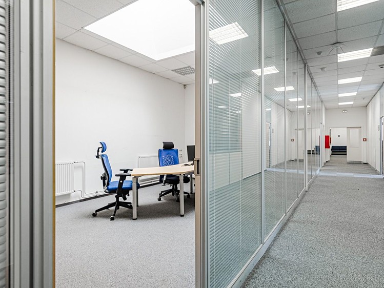 Gewerbefläche zur Miete, 1.000 m² (20 von 23)