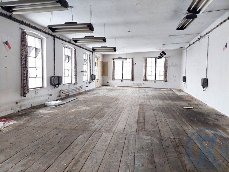 Gewerbefläche zur Miete, 600 m² (1 von 7)