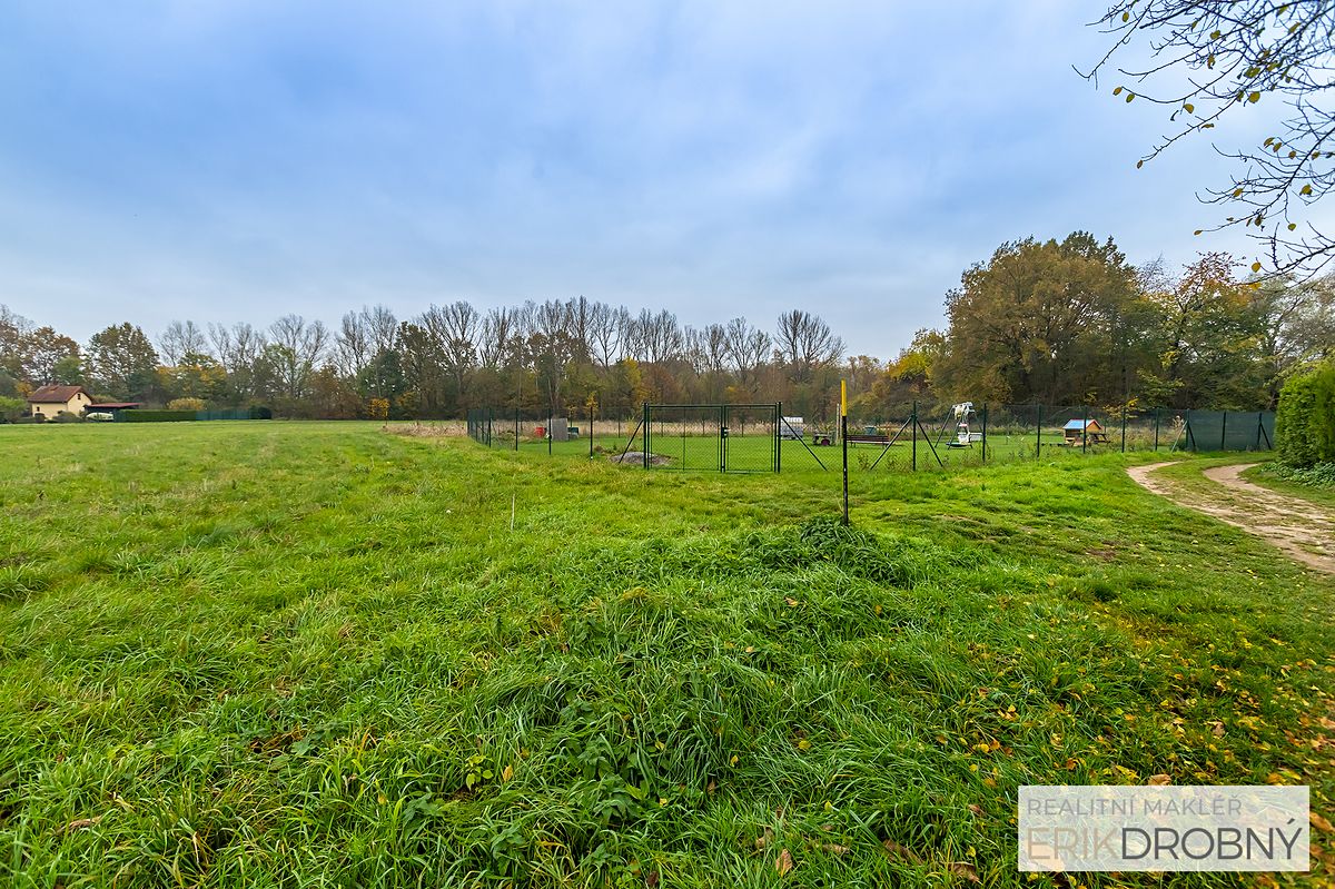 Prodej zahrady 518 m²
