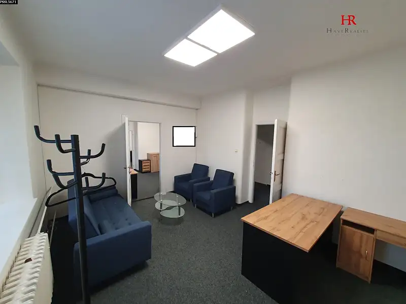 Pronájem kanceláře 75 m², Praha – náhled fotky 1