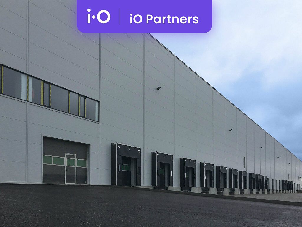 Pronájem skladového prostoru 8281 m²