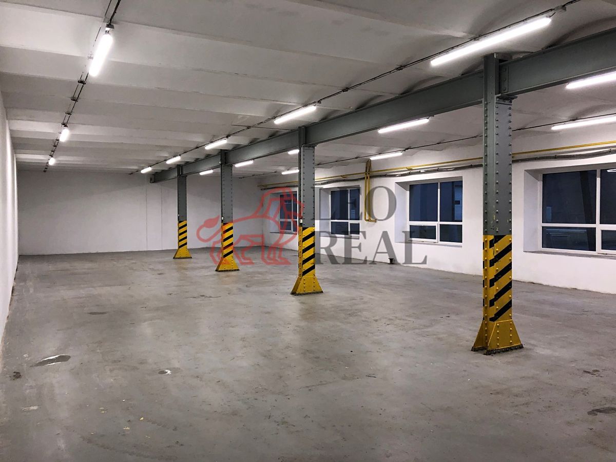 Pronájem skladového prostoru 350 m²