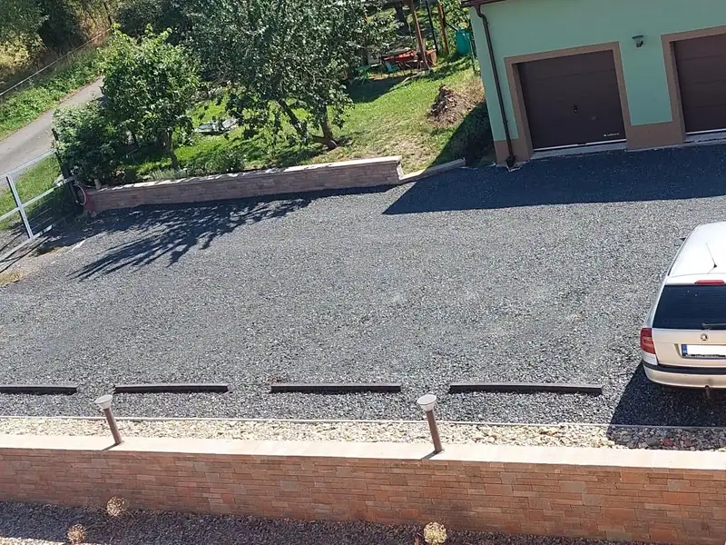 Pronájem specifického typu nemovitosti 80 m², Děčín – náhled fotky 1