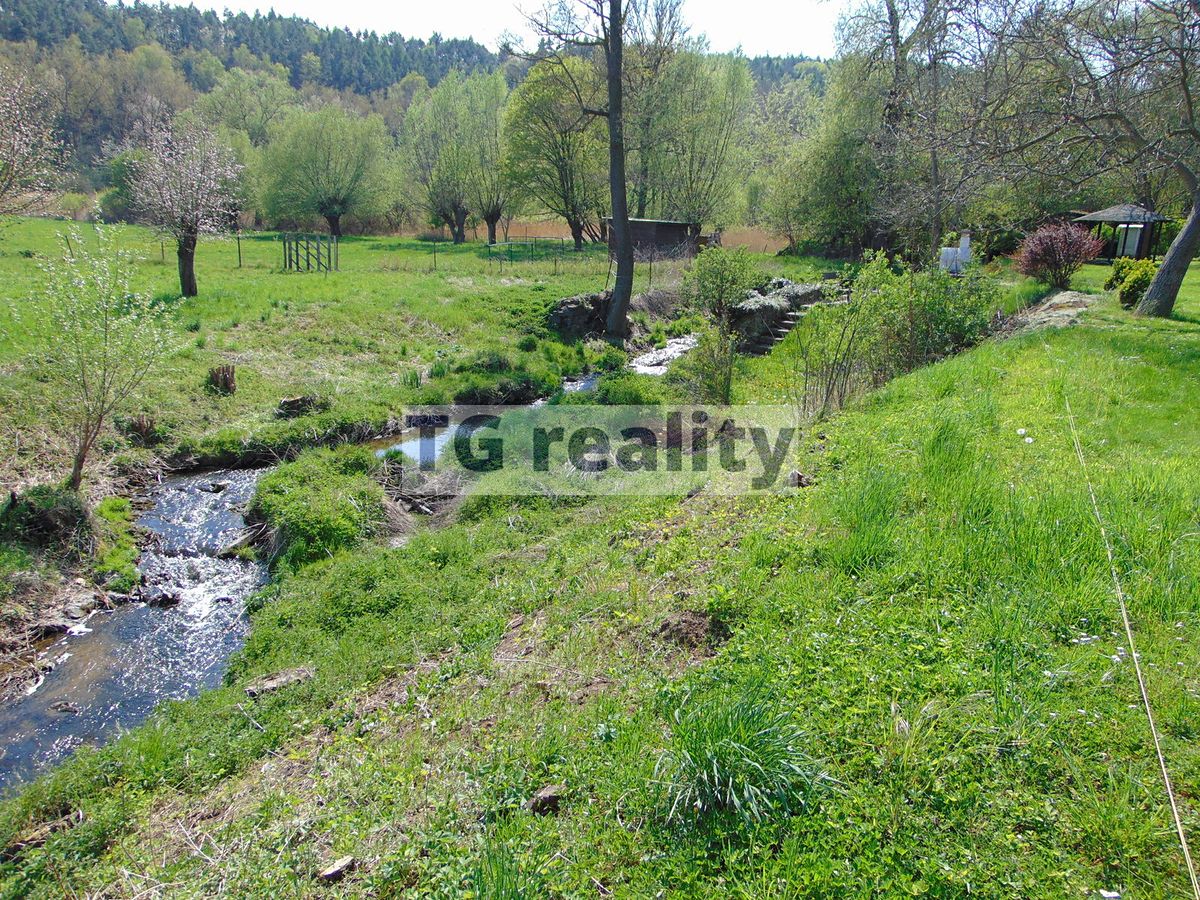 Pronájem louky 550 m² – fotografie 4
