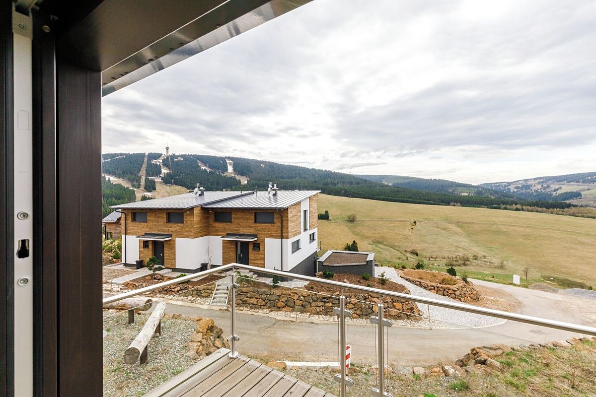 Prodej rodinného domu 146 m², pozemek 342 m² – fotografie 3