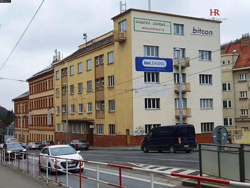 Pronájem kanceláře 75 m², Praha – náhled fotky 2