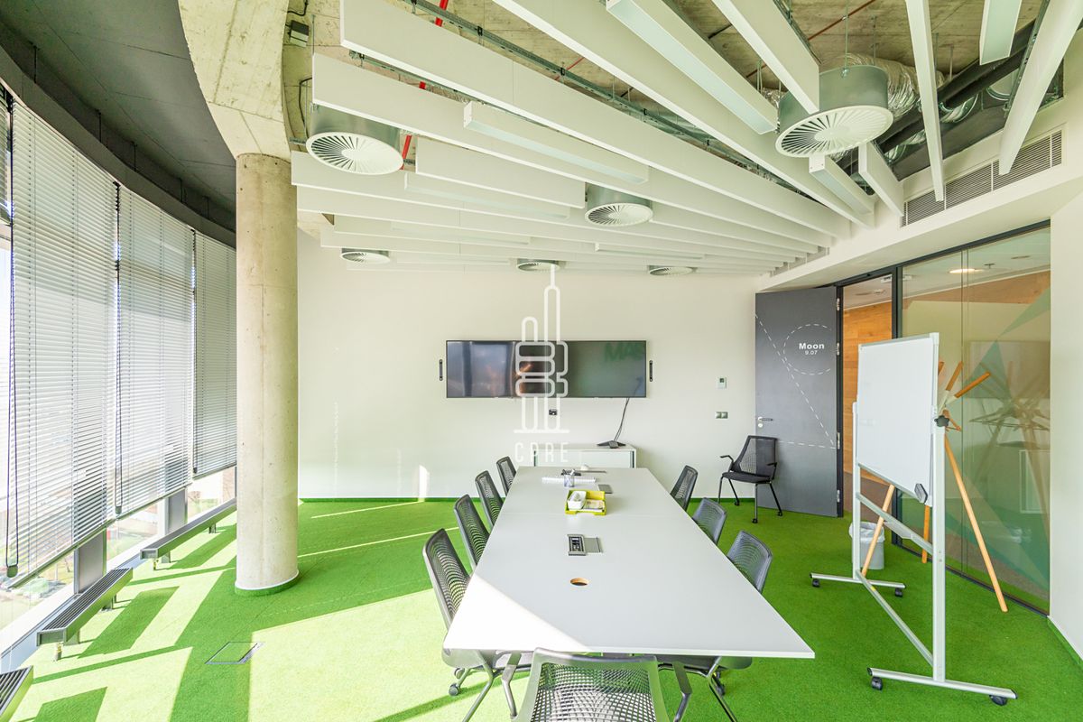Pronájem kanceláře 1326 m² – fotografie 5